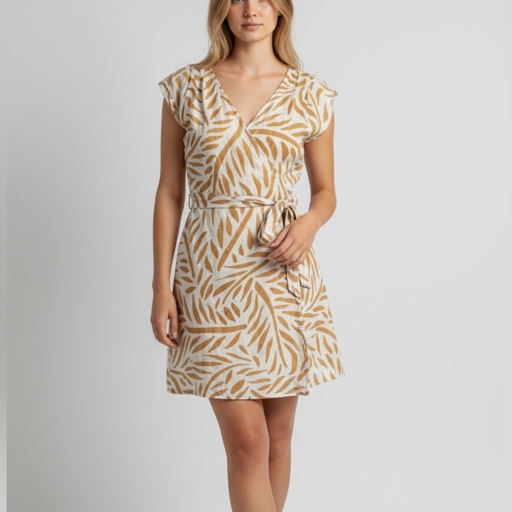 Diane von Furstenberg 100% Linen Leaf Print Wrap Dress Size S